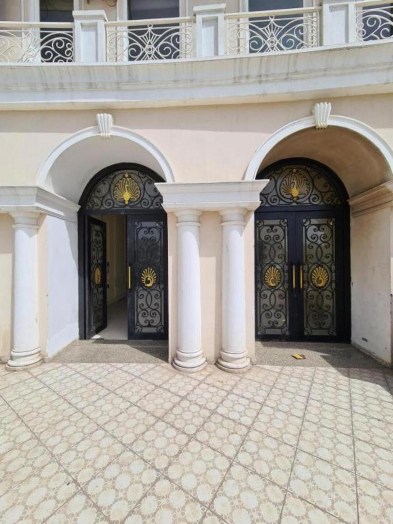 Lord Krishna Place Vrindāvan Exterior photo